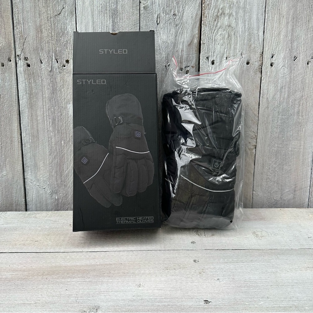 Styled Electric (Battery Operated) Heated Thermal Gloves- Black NIB!